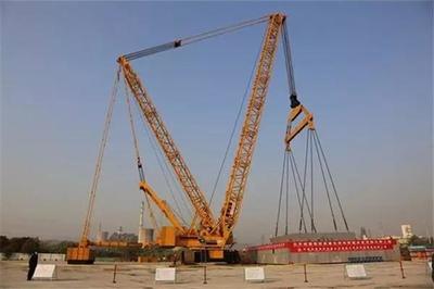 中国新型起重机重1560吨,可吊3600吨重物品,日本也赞美