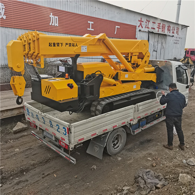 吊车制造行业发展综述 从油电两用到履带式蜘蛛吊车